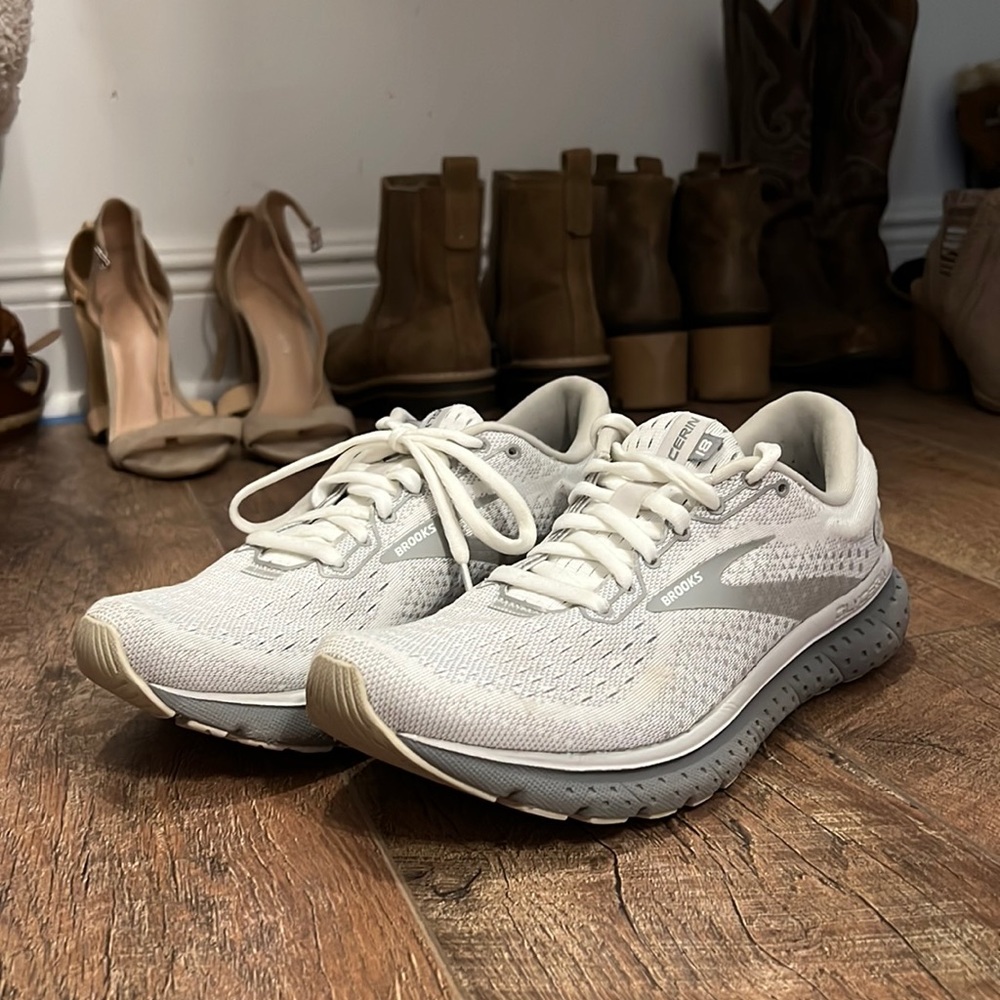 Brooks Glycerin 18